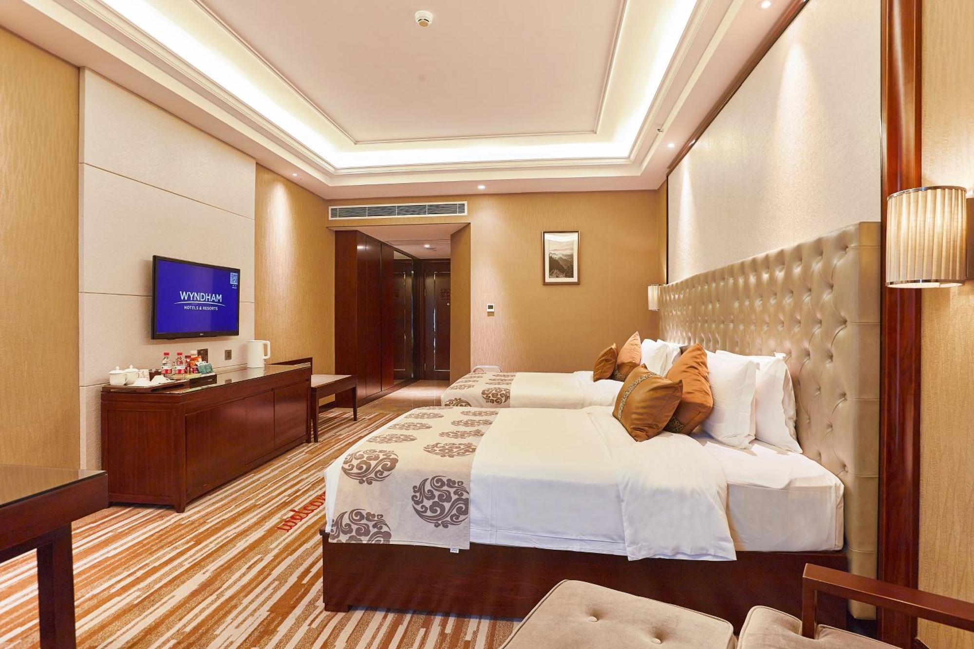 ホテル Wyndham Grand Plaza Royale Chenzhou エクステリア 写真