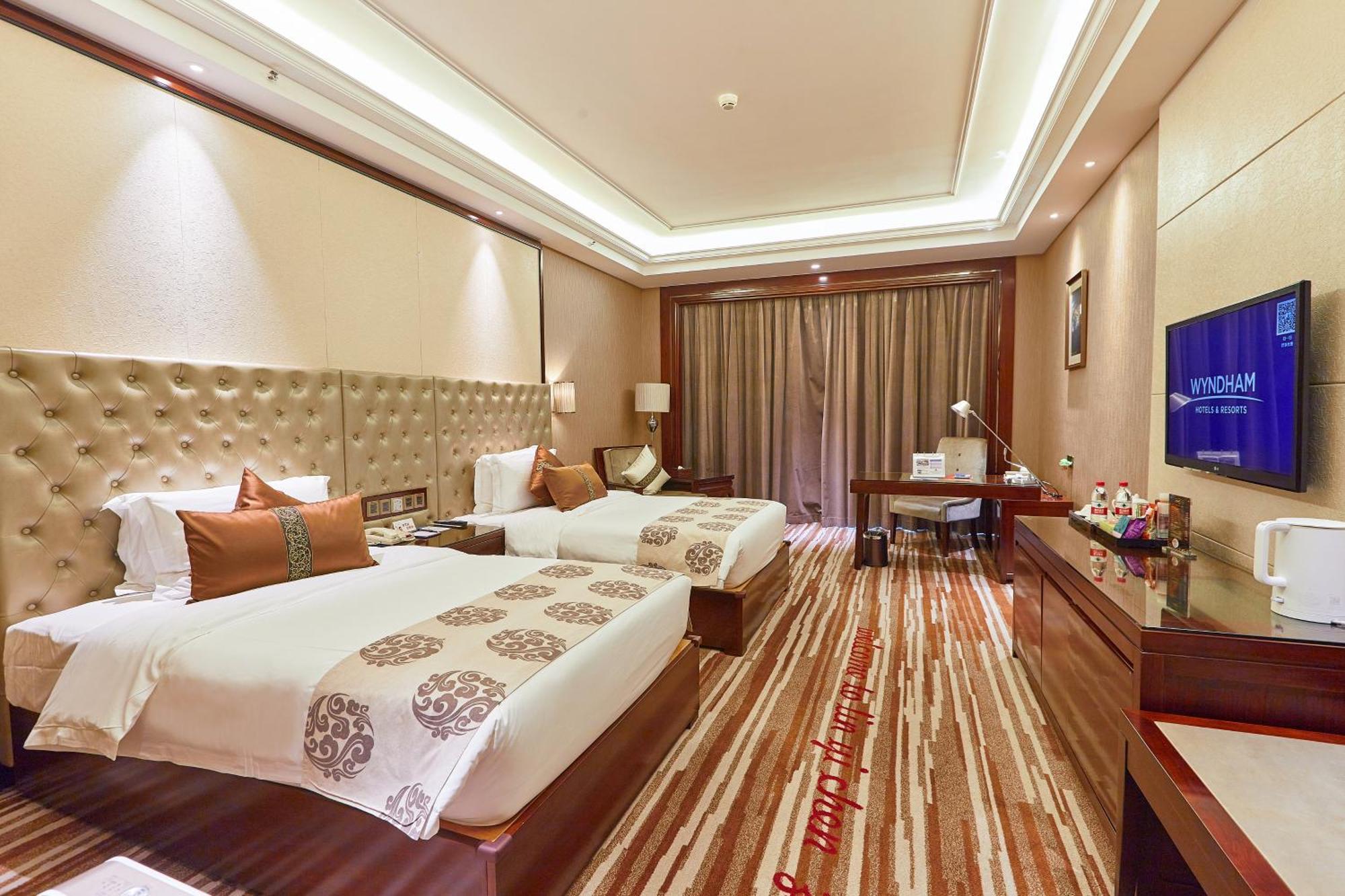 ホテル Wyndham Grand Plaza Royale Chenzhou エクステリア 写真
