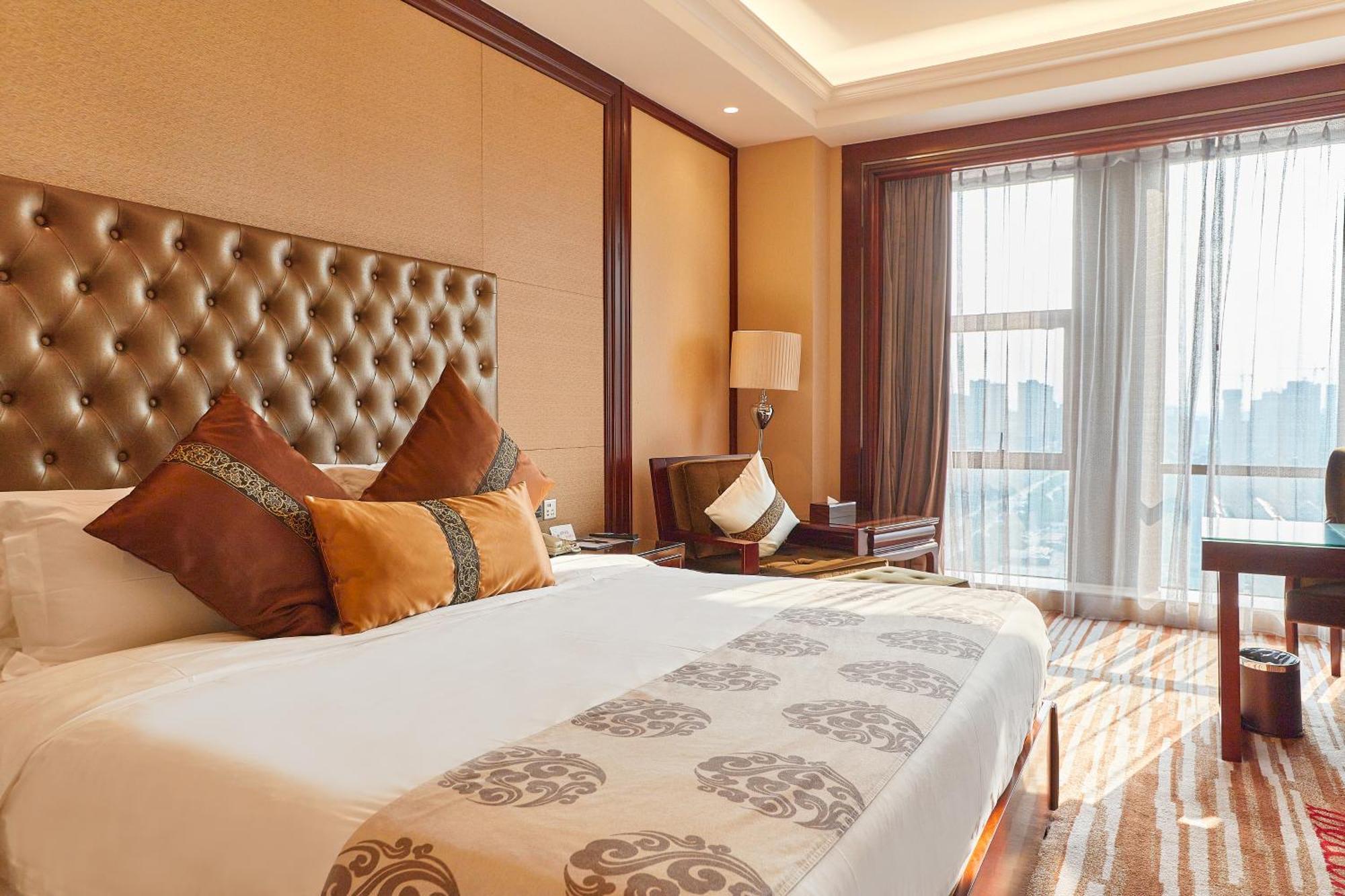 ホテル Wyndham Grand Plaza Royale Chenzhou エクステリア 写真