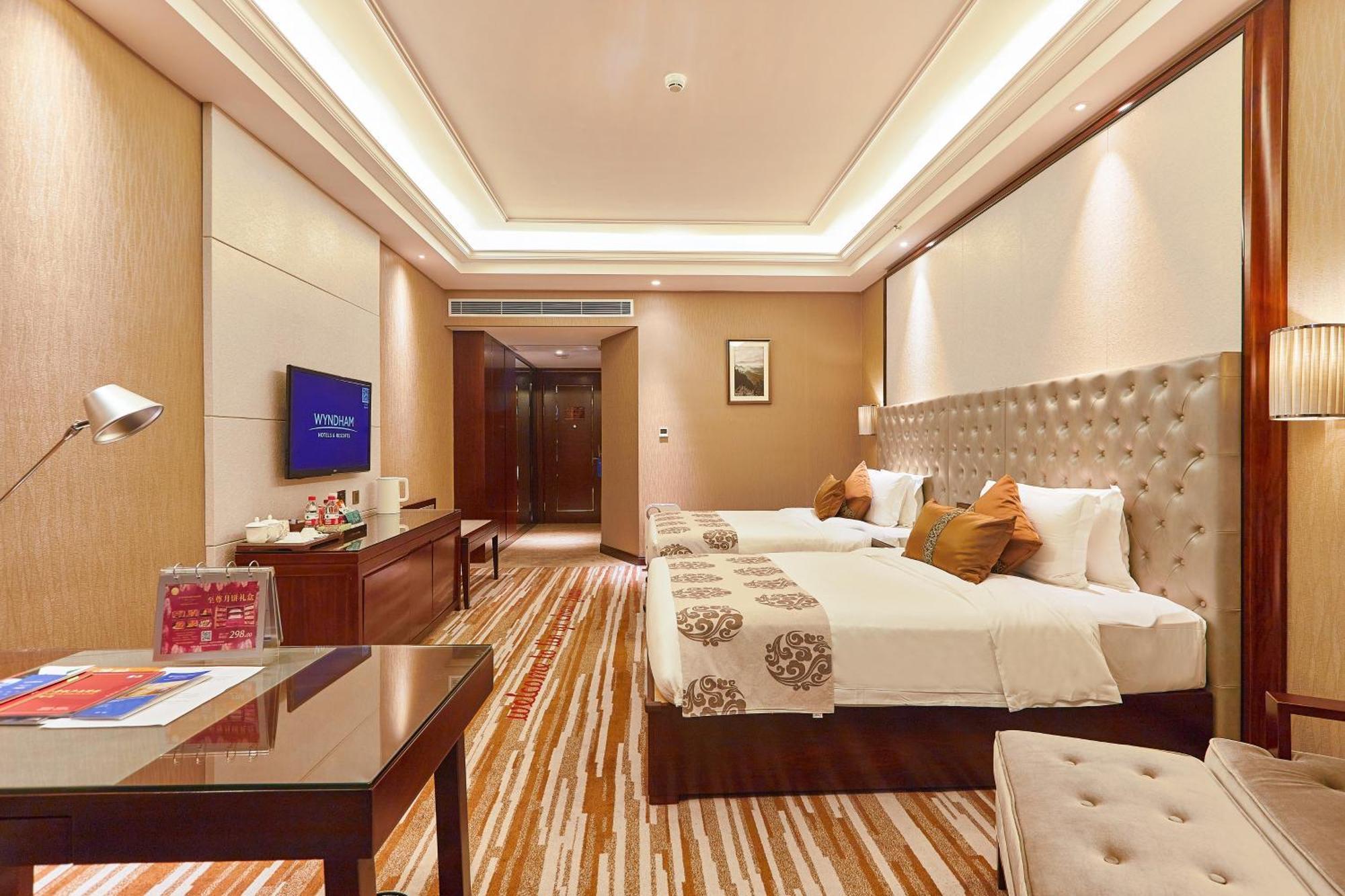 ホテル Wyndham Grand Plaza Royale Chenzhou エクステリア 写真