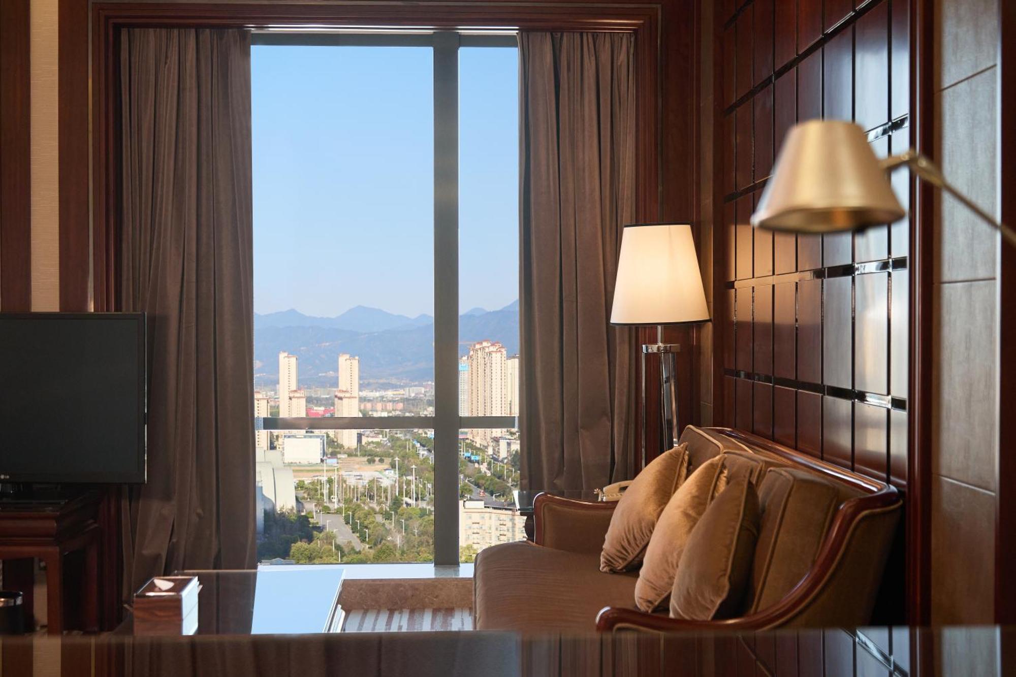 ホテル Wyndham Grand Plaza Royale Chenzhou エクステリア 写真