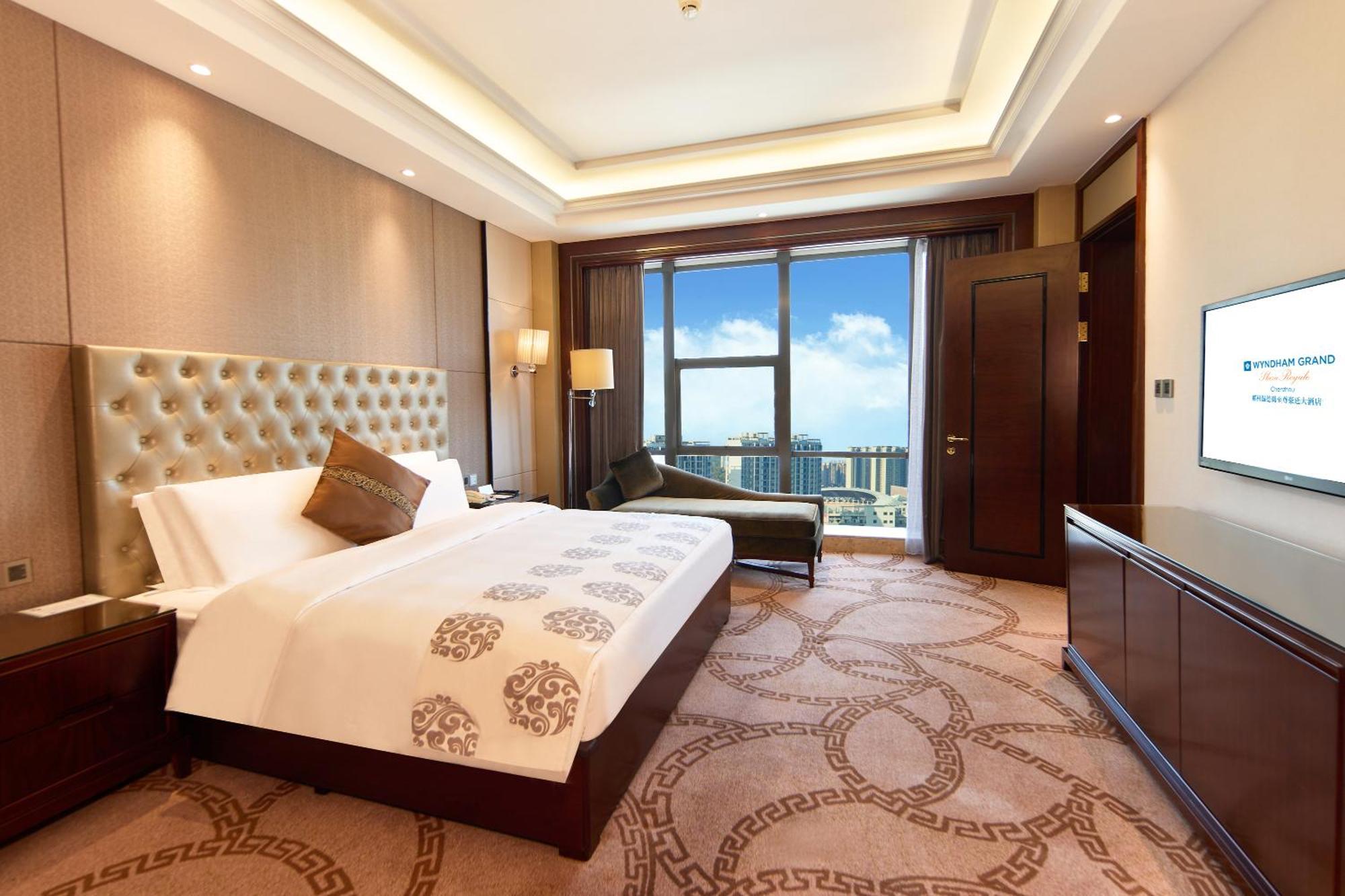 ホテル Wyndham Grand Plaza Royale Chenzhou エクステリア 写真