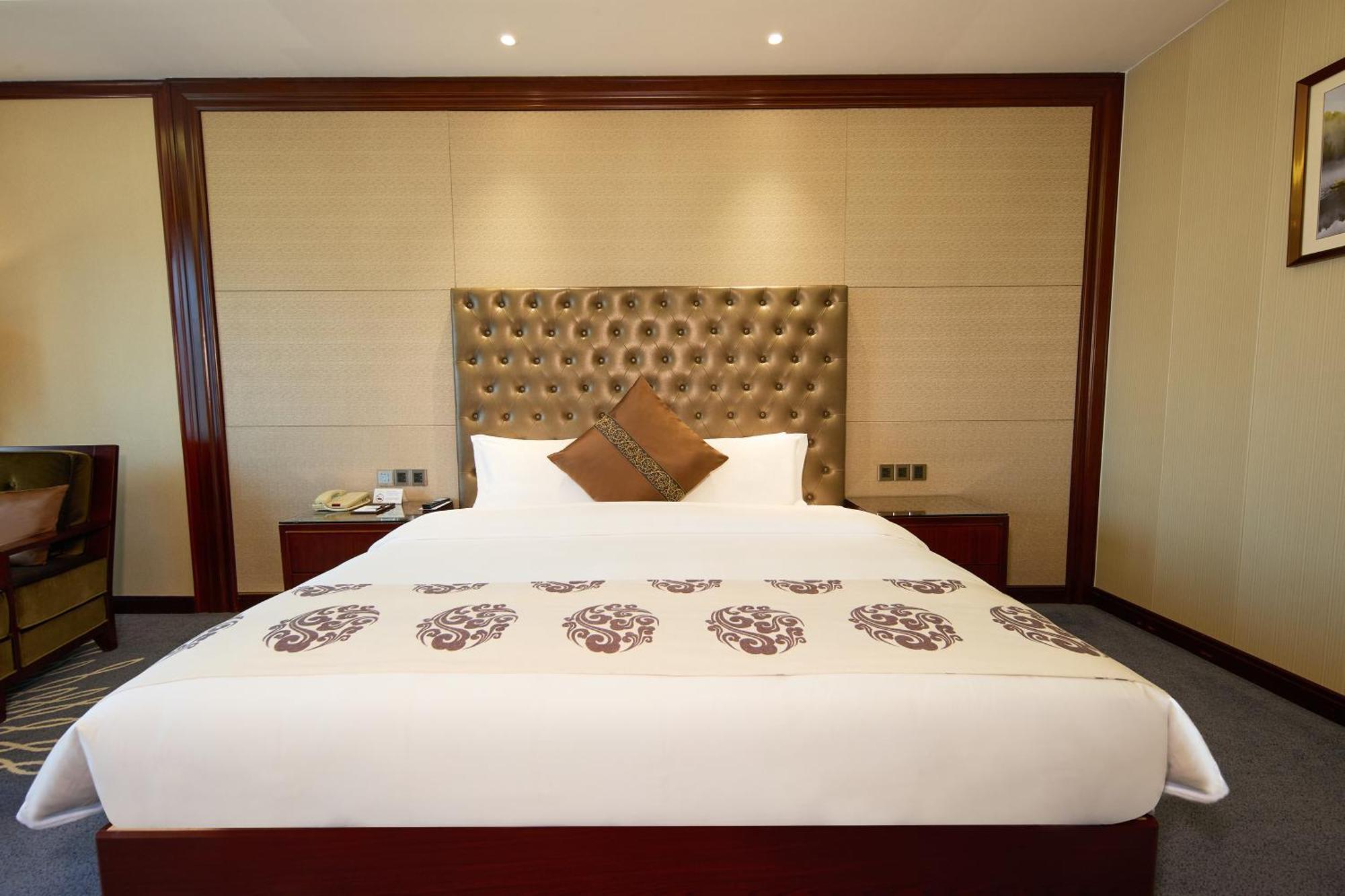 ホテル Wyndham Grand Plaza Royale Chenzhou エクステリア 写真