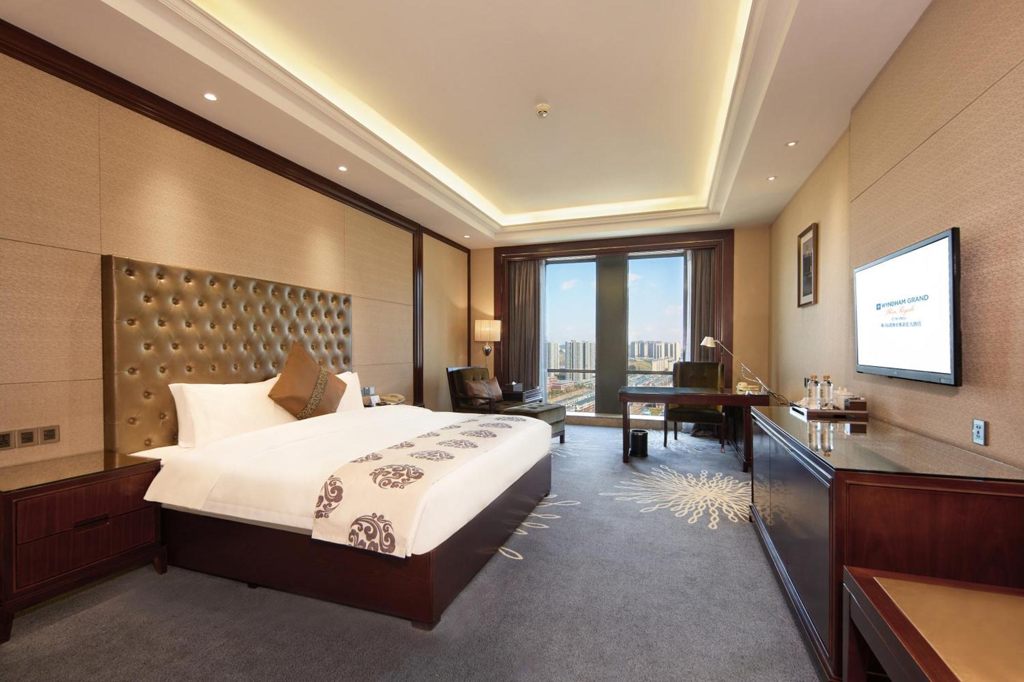 ホテル Wyndham Grand Plaza Royale Chenzhou エクステリア 写真