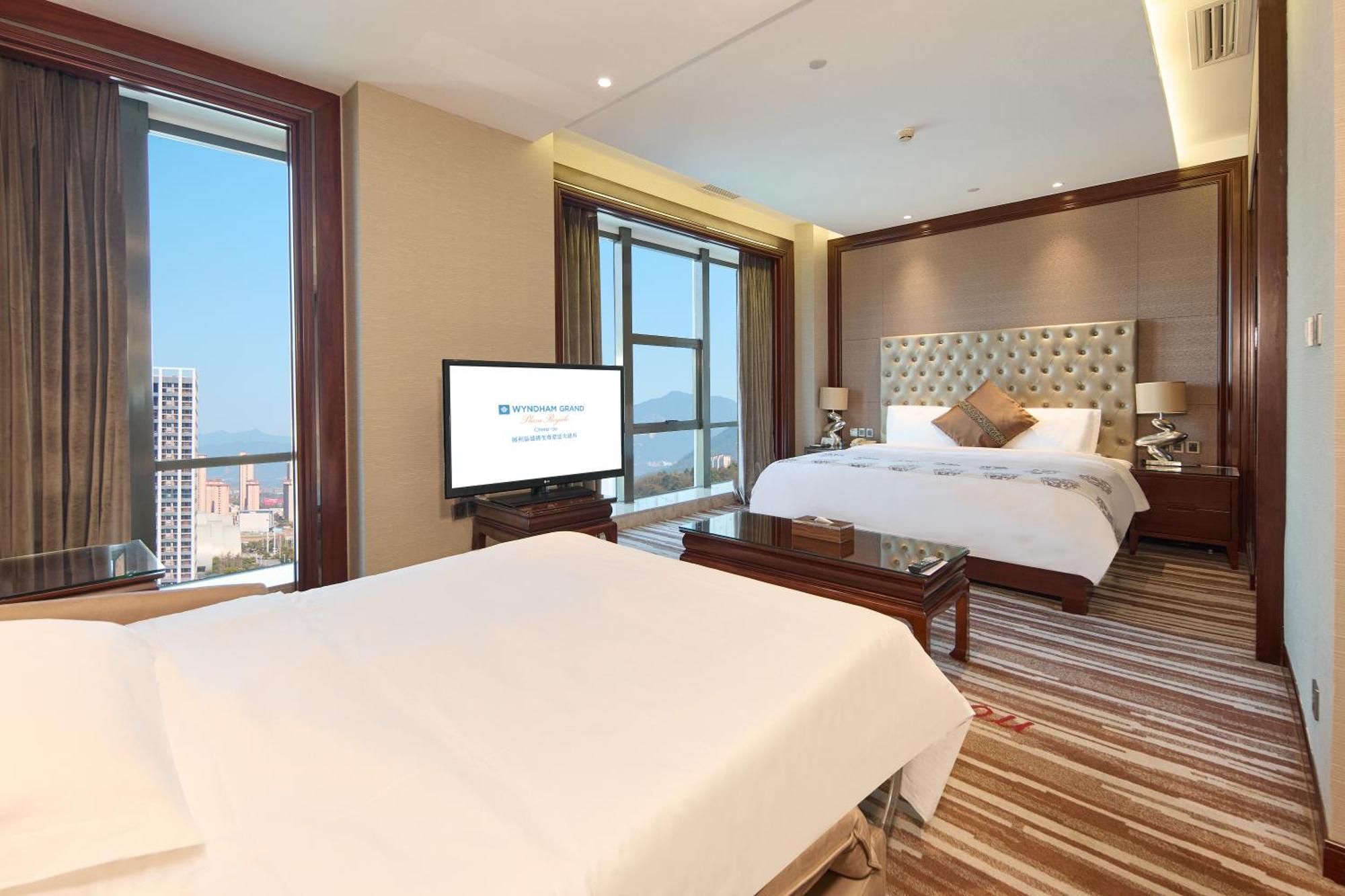ホテル Wyndham Grand Plaza Royale Chenzhou エクステリア 写真